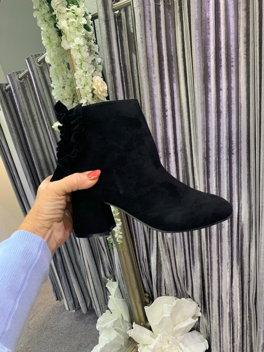 Black ruffle ankle clearance boots