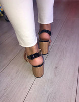 Block heel leather sandals by Menbur shoes
